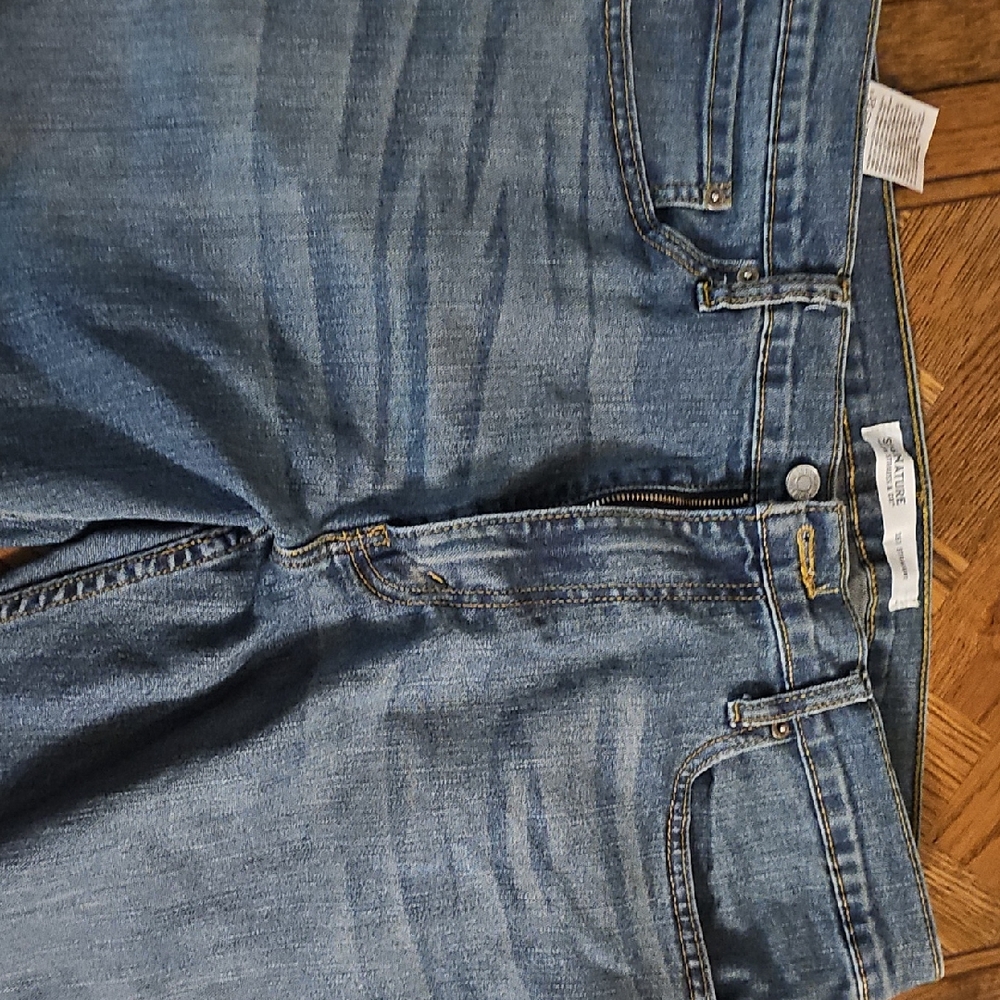 Signature by Levi Strauss Blue Jeans